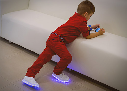 کفش بچه گانه LED